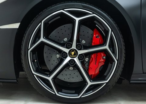 Lamborghini Huracan LP 640-4 EVO