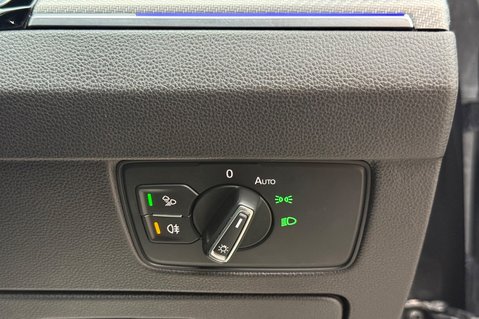Volkswagen Arteon R-LINE TDI 4MOTION DSG -APPLE CARPLAY -2 OWNERS -10 VW SERVICES  55
