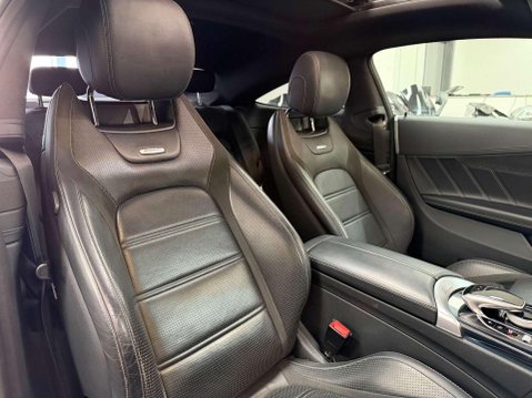 Mercedes-Benz C Class 4.0 C63 V8 BiTurbo AMG (Premium) Coupe 2dr Petrol SpdS MCT Euro 6 (s/s) (47 27