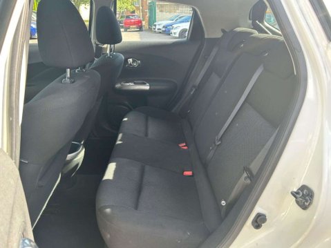 Nissan Juke 1.6 Acenta SUV 5dr Petrol Manual Euro 5 (s/s) (117 ps) 20
