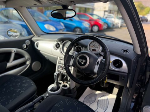 Mini Hatch 1.6 One Hatchback 3dr Petrol CVT Euro 4 (90 bhp) 7