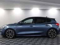 Ford Focus ST-LINE X 18