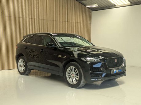 Jaguar F-Pace 2.0 F-PACE Portfolio AWD Auto 4WD 5dr 9
