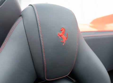 Ferrari F8 Spider 16