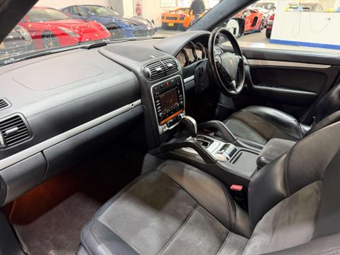 Porsche Cayenne 4.8 GTS SUV 5dr Petrol Tiptronic S AWD (332 g/km, 405 bhp) 28