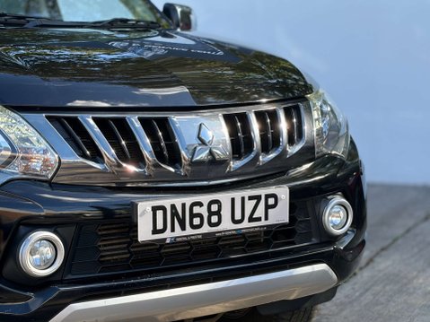 Mitsubishi L200 2.4 L200 Warrior DI-D 4WD 4