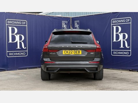 Volvo XC60 2.0 B5 MHEV R-Design SUV 5dr Petrol Hybrid Auto AWD Euro 6 (s/s) (250 ps) 6