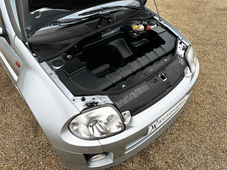 Renault Clio RENAULTSPORT V6 81