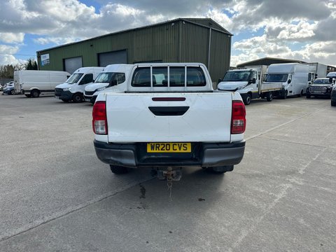 Toyota Hilux ACTIVE 4WD D-4D DCB 3