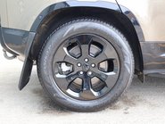 Land Rover Defender 110 D300 X-DYNAMIC HSE 7 SEATER  PRICE MATCH OFFER PREMIUM COLOUR  11