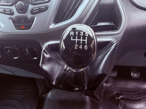Ford Transit Custom 270 LIMITED LR P/V 30