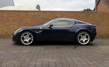 Alfa Romeo 8C Competizione 6