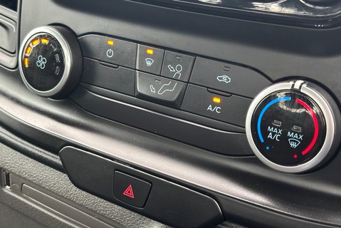 Ford Transit 350 Drw L2 130ps Single Cab Dropside - Air Con & Sat Nav 17