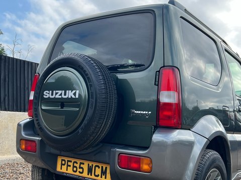 Suzuki Jimny SZ4 18