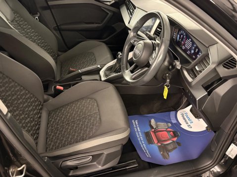 Audi A1 1.0 TFSI 30 Sport Sportback S Tronic Euro 6 (s/s) 5dr 4