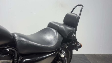 Harley-Davidson Sportster 883 IRON 2014 20K MOT WARRANTY CRUISER 883CC 20