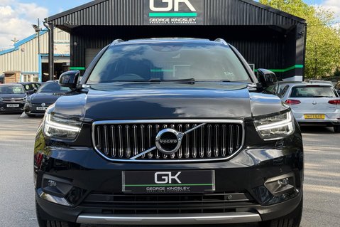 Volvo XC40 B4 INSCRIPTION PRO AWD MHEV - ONE OWNER - PAN ROOF - APPLE CARPLAY  12