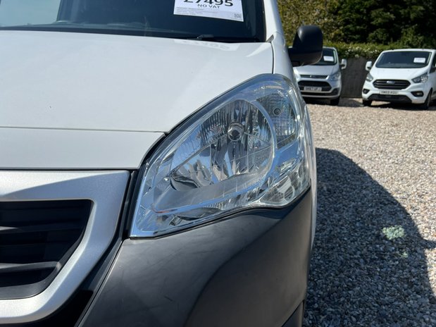 Peugeot Partner SWB L1H1 (SOLD) Low Roof Professional Air Con Sensors EURO 6 NO VAT 21