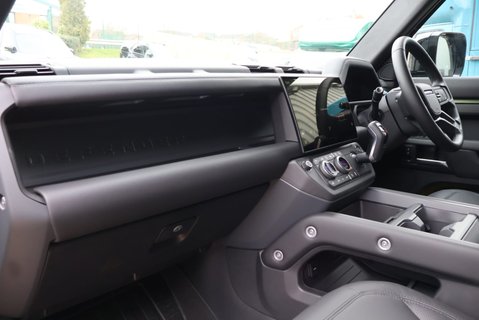 Land Rover Defender 110 2026 HARD TOP X-DYNAMIC 350 HSE STYLED BY SEEKER  GENUINE REAR SEATS FITTED 23