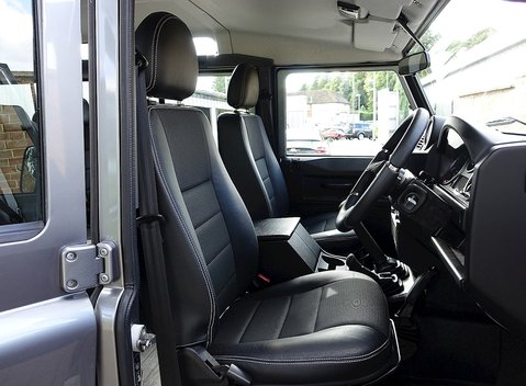 Land Rover 110 XS 8