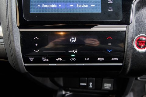 Honda Jazz I-VTEC EX 25