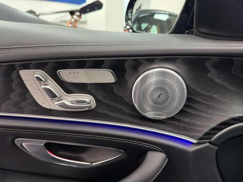 Mercedes-Benz E Class 2.0 E300d AMG Line Night Edition (Premium Plus) Saloon 4dr Diesel G-Tronic+ 29