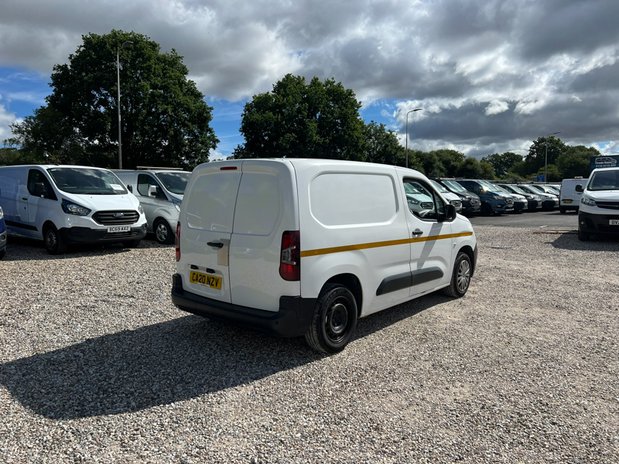 Citroen Berlingo SWB L1H1 Low Roof Enterprise Air Con Cruise Sensors EURO 6 NO VAT 6