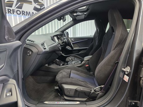 BMW 1 Series 2.0 M135i Hatchback 5dr Petrol Auto xDrive Euro 6 (s/s) (306 ps) 33