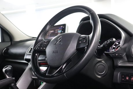 Mitsubishi Eclipse Cross 4 12
