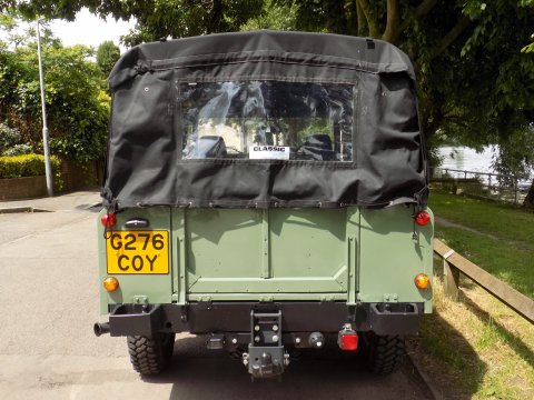 Land Rover Defender 110 2.5 Diesel 7