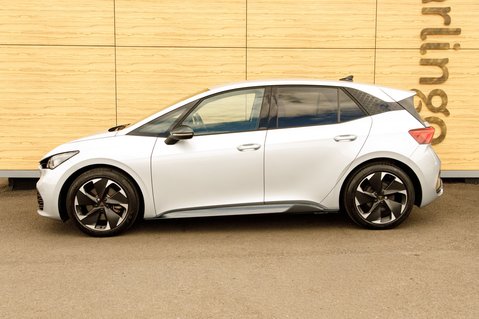 Cupra Born V2 14