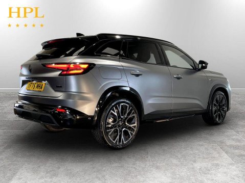 Renault Austral 1.2 E-TECH iconic esprit Alpine SUV 5dr Petrol Hybrid Auto Euro 6 (s/s) (20 7