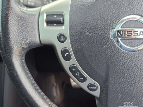 Nissan Qashqai 1.5 dCi 360 SUV 5dr Diesel Manual 2WD Euro 5 (110 ps) 23