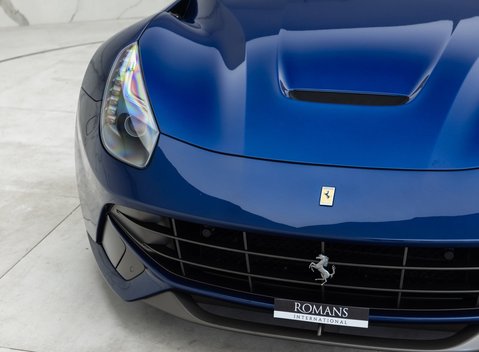 Ferrari F12 Berlinetta 23