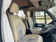 Auto-Sleepers Nuevo ES 4 BERTH PEUGEOT BOXER 2.2 HDI CHASSIS 12