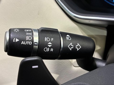 Land Rover Range Rover Sport 3.0 SD V6 HSE Auto 4WD Euro 6 (s/s) 5dr 34