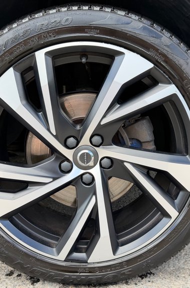 Volvo XC40 D4 R-DESIGN PRO AWD - TWO OWNERS -FULL SERVICE HISTORY -CAMERA -MEMORY SEAT 