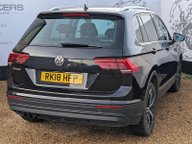 Volkswagen Tiguan SE NAV TDI BMT 9