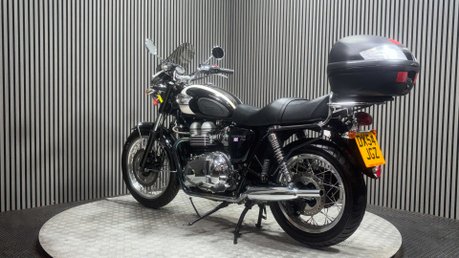 Triumph Bonneville 2004 ONLY 14K LONG MOT TOP BOX VERY CLEAN MODERN RETRO 790 10