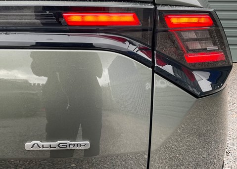 Suzuki eVitara Motion Allgrip 61kWh 18
