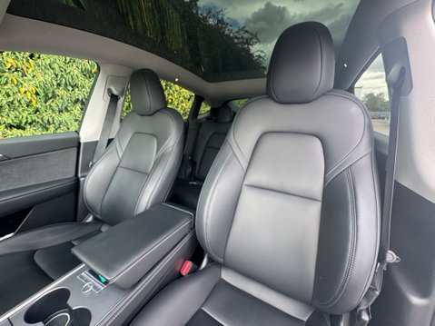 Tesla Model Y (Dual Motor) Long Range SUV 5dr Electric Auto 4WDE (384 bhp) 8