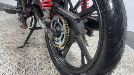 Honda CB 2021 17k NEW MOT GREAT CONDITION 125CC LEARNER BIKE CBF125 14