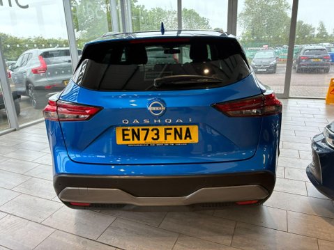 Nissan Qashqai 1.3 DIG-T MHEV N-Connecta XTRON Euro 6 (s/s) 5dr 6