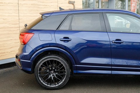 Audi Q2 TFSI BLACK EDITION 7