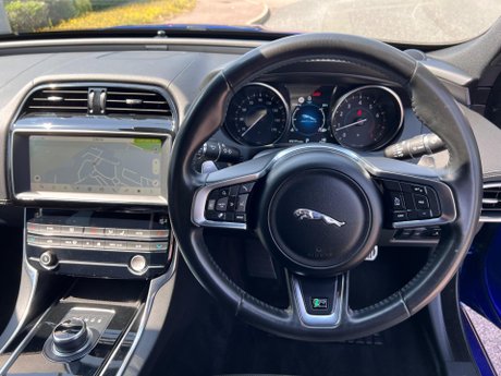 Jaguar XE 2.0i GPF R-Sport Auto Euro 6 (s/s) 4dr 14