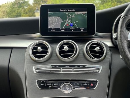 Mercedes-Benz C Class C 220 D AMG LINE PREMIUM 22