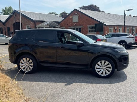 Land Rover Discovery Sport 2.0 Discovery Sport SE D Auto 4WD 5dr 7