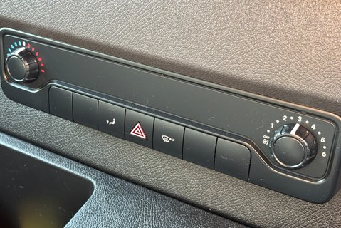 Mercedes-Benz Sprinter 315 Cdi Progressive Glass Frail Van 19
