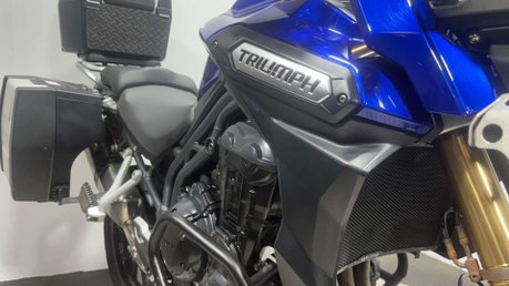 Triumph Explorer 1215 2012 only 25k full luggage arrow exhaust new MOT tourer 50