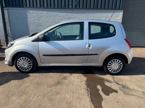 Renault Twingo 1.2 16V Expression Euro 5 3dr 5